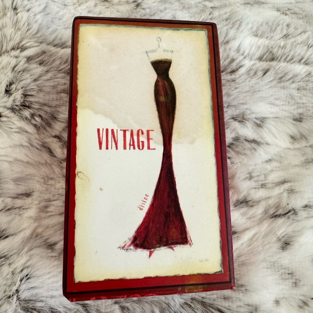 Emily Adams Divine Vintage Bar Of French Milled Soap 350g/12.5oz